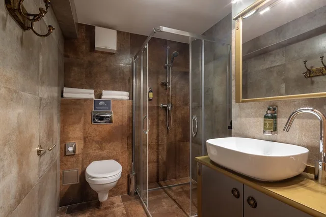 غرفة ديلوكس بسرير كوين، Pytloun Chateau Hotel Ctenice 4/4