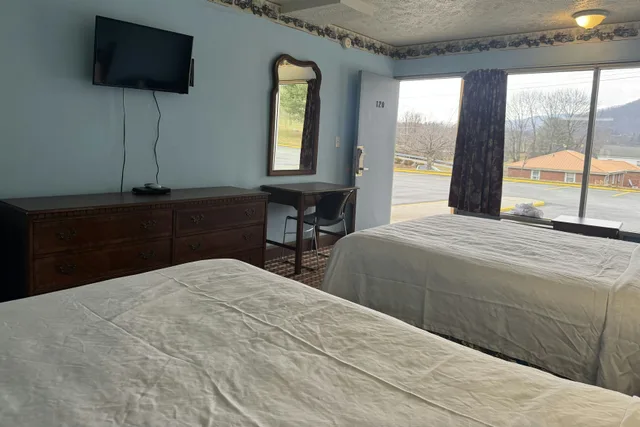 غرفة بسريرين مزدوجين للمدخنين، Capital O Fincastle Motor Inn Tazewell 4/5