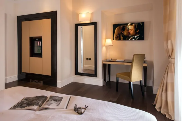 غرفة قياسية بسرير مزدوج أو سريرين منفصلين، Tridente Suites 2/6