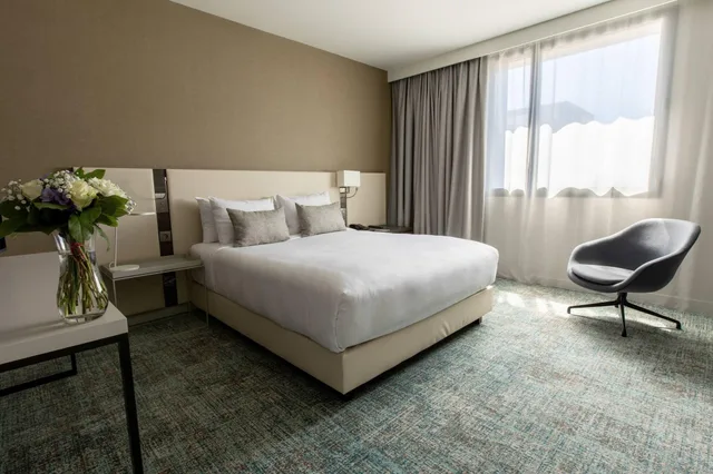 Suite, Queen Bed, Residence Inn Toulouse Blagnac 1/3