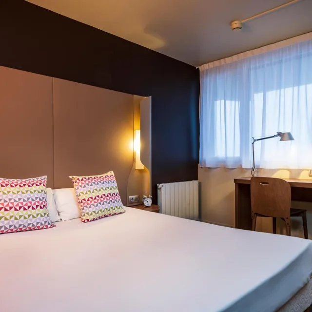 غرفة بسرير مزدوج، Campanile Eindhoven 1/7