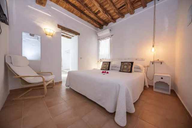 غرفة بسرير كوين بحمام خاص، Agroturismo Can Cosmi Prats 1/1