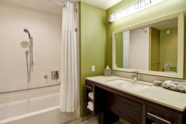 استوديو بسرير كوين لذوي الإعاقة، Home2 Suites By Hilton West Edmonton Alberta Canada 7/10
