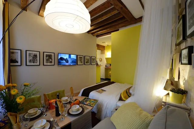 Livingstone, Studio, Suite, Les Patios Du Marais 4/8