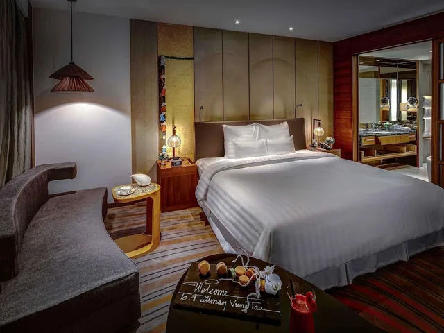غرفة ديلوكس بسرير كينج بإطلالة على البحر، Pullman Vung Tau 4/10