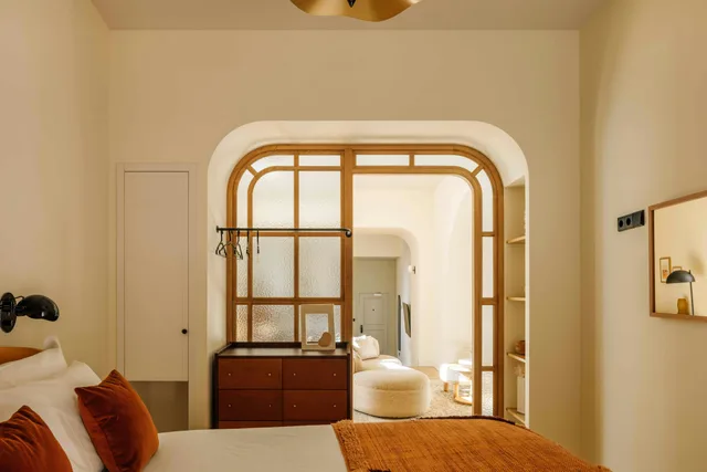 Santa Joana, Residence، Locke de Santa Joana 5/7