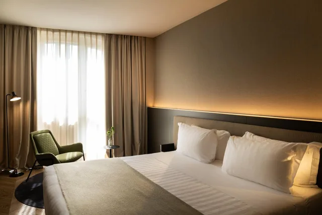 Superior, Double Bed, Litta Palace 3/8