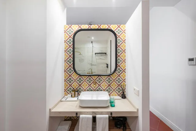 جناح تنفيذي، Hotel Can Quetglas 6/8