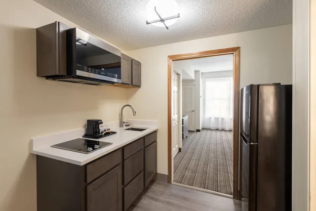 جناح بسرير كينج وسريرين كوين، Country Inn & Suites by Radisson, Findlay, OH 5/5