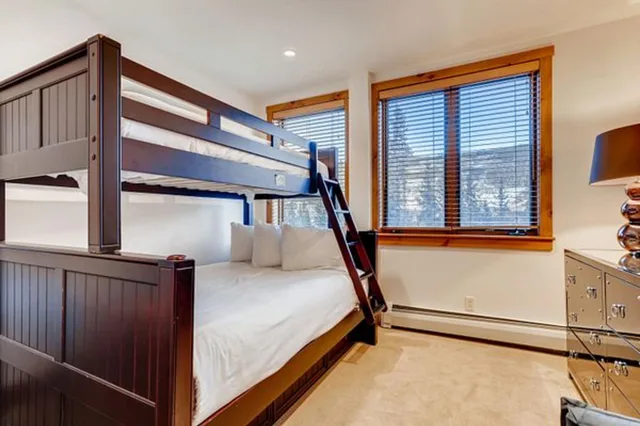 4 Bedrooms, Condominium, Condo, Premier, 4 Bathrooms، Lone Eagle and Timbers Condominiums 4/10