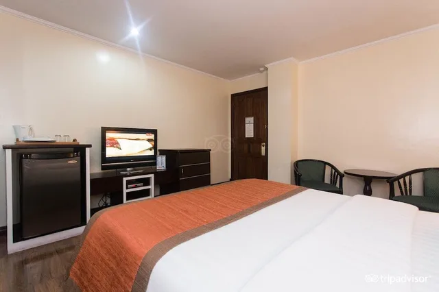 غرفة قياسية بسرير كوين، Subic Residencias 4/8