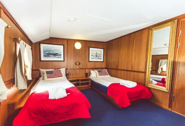 غرفة بسريرين منفصلين، Barken Viking by Dialog Hotels 1/1