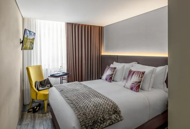 Standard, Double Bed, City View, Hotel Moon And Sun Braga 1/4