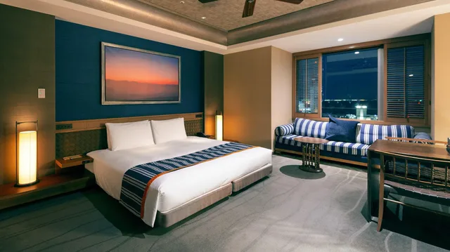 Club, Deluxe, King Bed, Harbour Side، Oriental Hotel 1/3