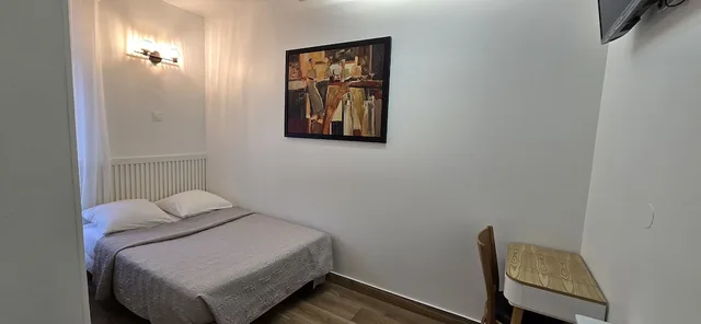 Standard, Single, Single Bed, No Elevator، CAMELIA PRESTIGE - PLACE DE LA NATION 1/7