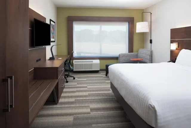 غرفة قياسية بسرير كينج لذوي الإعاقة، Holiday Inn Express And Suites Ruston 1/2