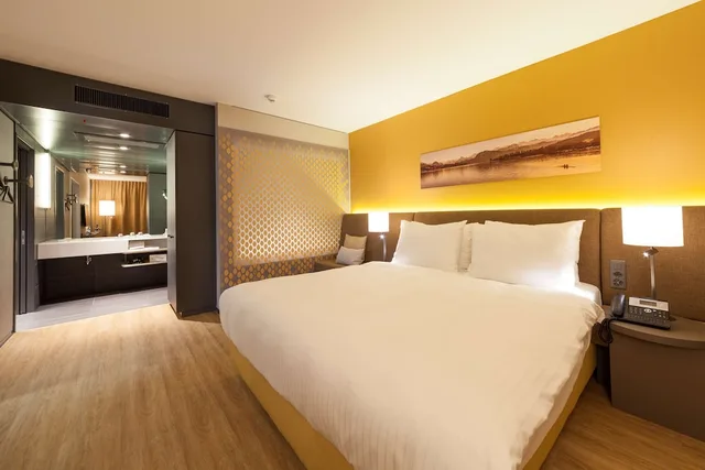 Suite, King Bed, Lake Side، Radisson Blu Hotel Lucerne 1/4