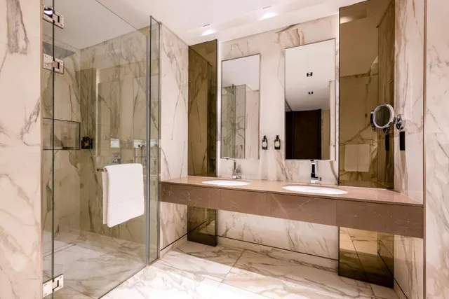 1 Bedroom, Premium, Suite, Apartment, King Bed, Partial Sea View، Agora, Doha, Autograph Collection 5/6