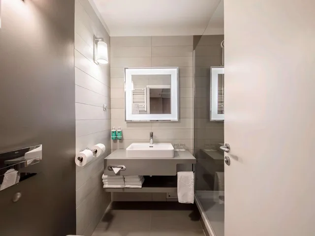 غرفة تنفيذية بسرير كوين بإطلالة على المدينة، Novotel Warszawa Centrum 9/9