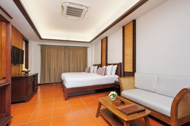 Family Suite, Double and Twin Beds, Rimping Village 6/10