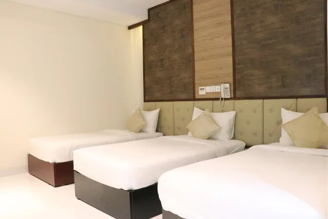 Standard, Triple, LCS Hotel & Apartment 3/10