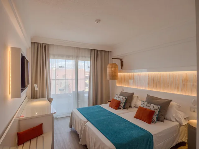 غرفة بسرير مزدوج بإطلالة على المسبح، Ipanema Beach Hotel 5/10