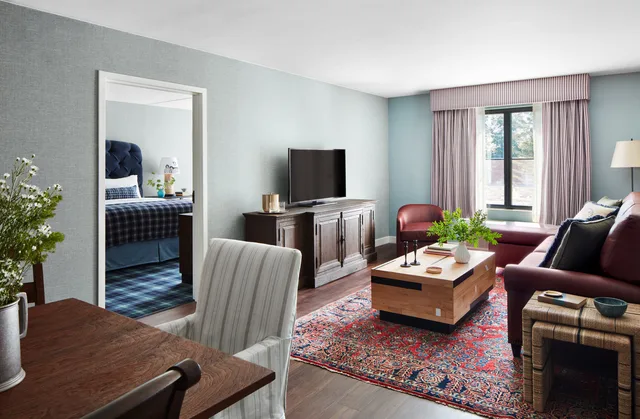 Graduate, Suite, King Bed، Graduate by Hilton Storrs 5/8