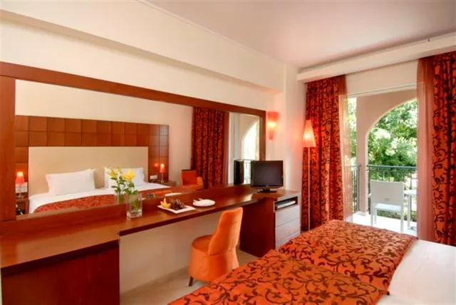 غرفة قياسية رباعية بسرير كوين وسريرين منفصلين، Zante Park Resort & Spa BW Premier Collection 9/10