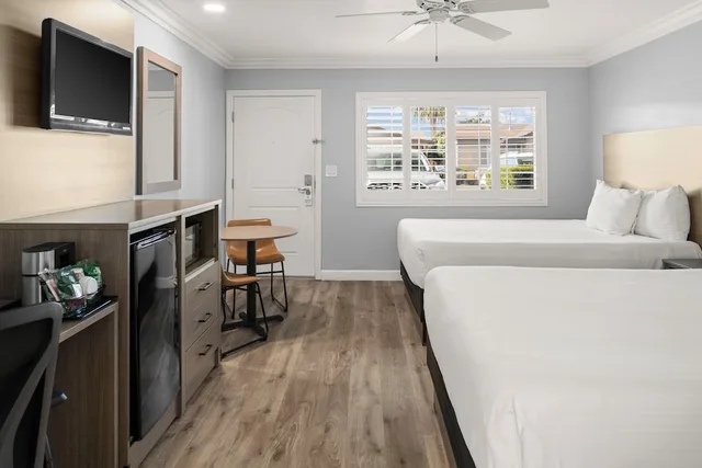 غرفة بسريرين كوين، Lone Oak Lodge 2/10