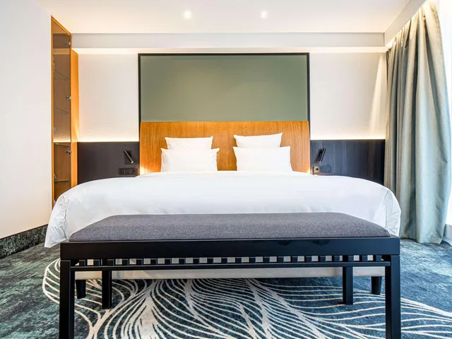 Privilege, King Bed, Sofa, Mercure Palanga Vanagupe 1/10
