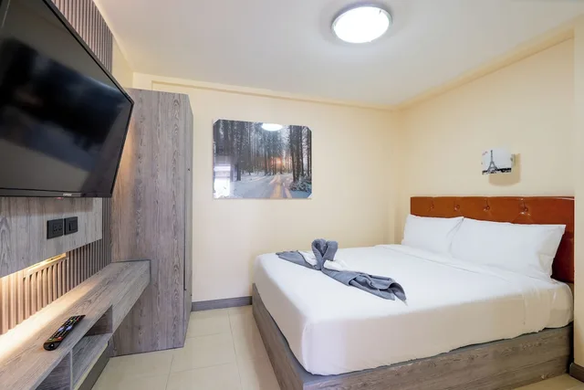 جناح بسريرين منفصلين وسريرين كينج وسرير كوين بـ3 غرف نوم، Squareone Hostel 2/10