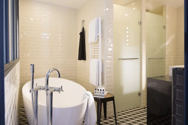 جناح جونيور بسرير كوين، Terrass Hotel 6/7