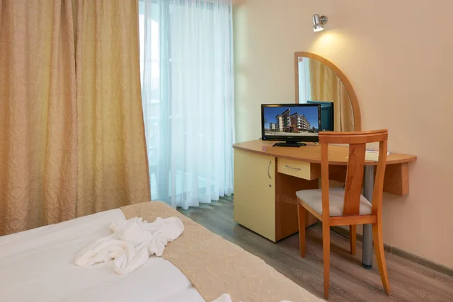 غرفة قياسية مفردة بسرير مزدوج، Diamond Hotel 2/4