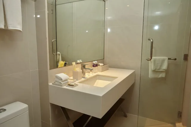 غرفة ديلوكس بسرير مزدوج، Quest Plus and Conference Center Clark 2/2