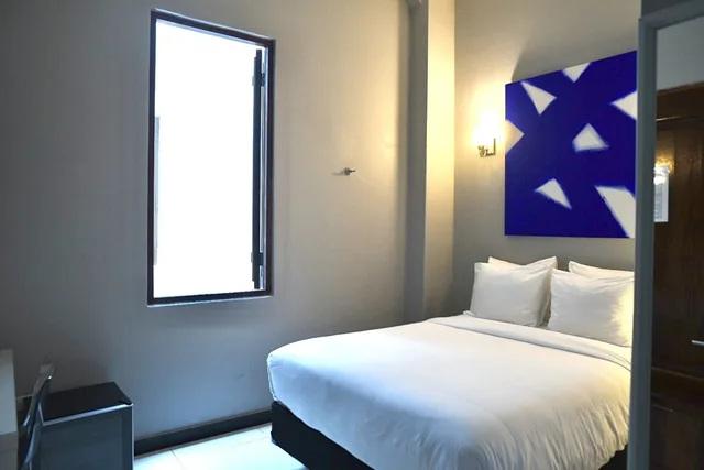 غرفة داخلية بسرير كوين، El Colonial - Adults Only 6/10