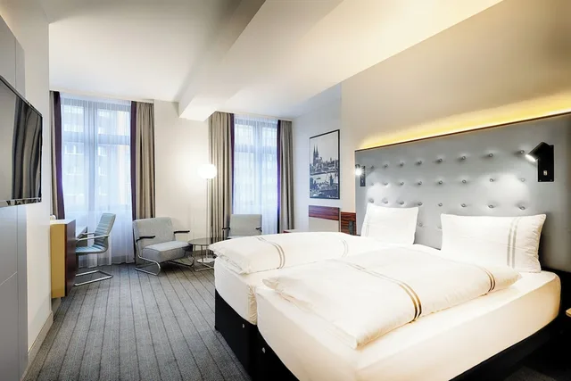 غرفة بسريرين منفصلين لذوي الإعاقة، Premier Inn Cologne City Mediapark Hotel 2/6