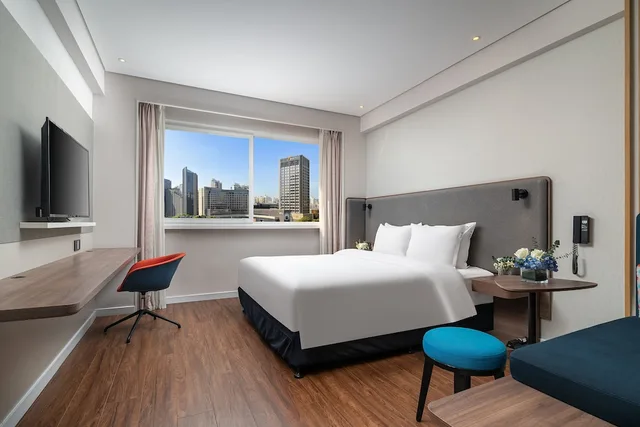 Standard, King Bed, Extra Floor Space, Holiday Inn Express XIAMEN LUSHAN 5/9