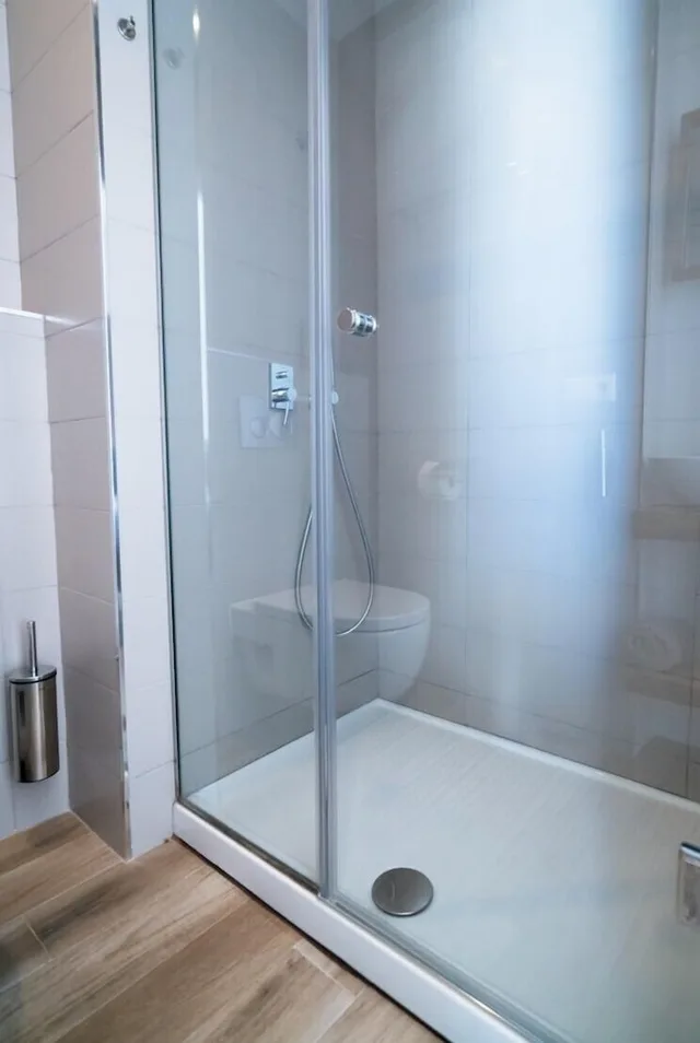1 Bedroom, Queen Bed, Pool View, Pool Side، Mijas Residence 3/3