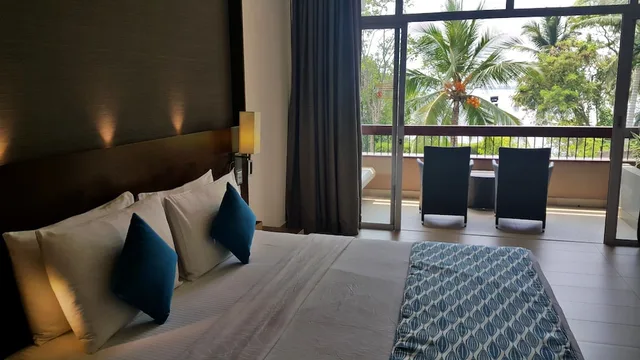 Deluxe, King Bed, Lagoon View، Amagi Aria 6/9