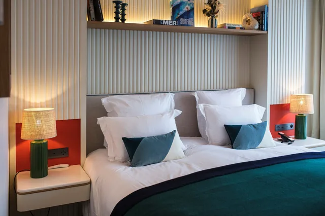 Ocean, Standard, Twin Beds، Hotel Le Cafe de Paris 3/3