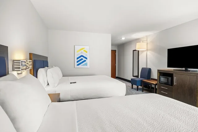 Standard, Single Bed, Holiday Inn Express Asheville Woodfin an IHG Hotel 5/10