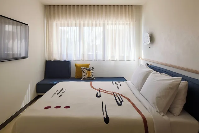 غرفة قياسية بسرير كوين، FENIX HOTEL 2/2