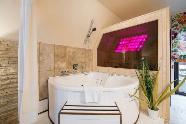 Special, Spa, King Bed، Ioana 5/5
