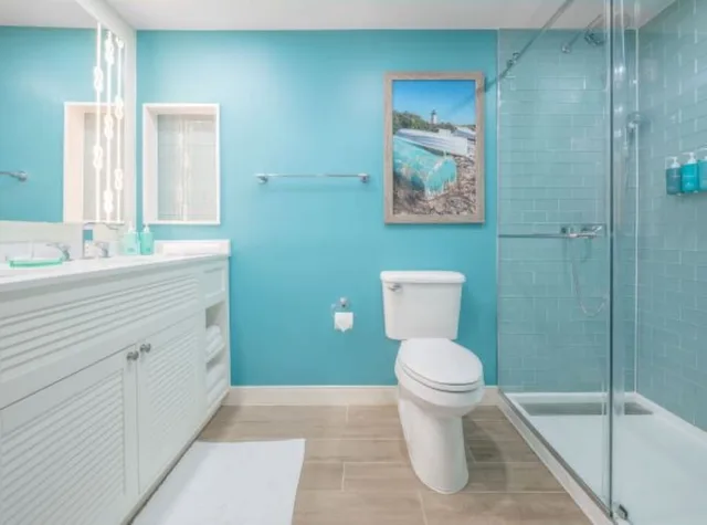 غرفة قياسية بسرير كينج، Margaritaville Resort Cape Cod 2/2
