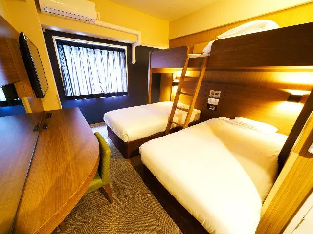غرفة ثلاثية بسرير بطابقين، Super Hotel Lohas Ikebukuro-Eki Kitaguchi 1/1