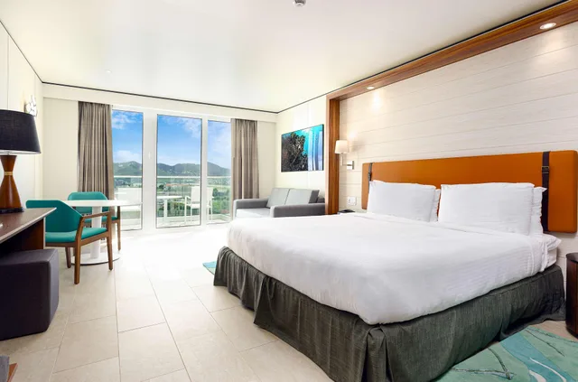Room, King Bed, Bay View، Sonesta Maho Beach Resort And Casino And Spa 1/3