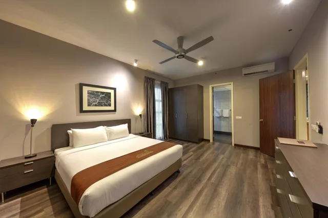 جناح عائلي بريميير، Acappella Suite Hotel 5/9