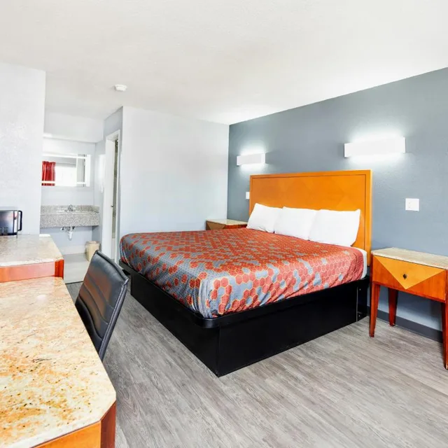غرفة بسرير كينج، Executive Inn of Hondo 3/10