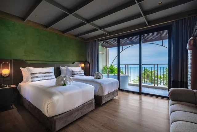 غرفة تنفيذية بسريرين منفصلين بغرفة نوم واحدة بحوض استحمام، Thai Fight Hotel 2/2