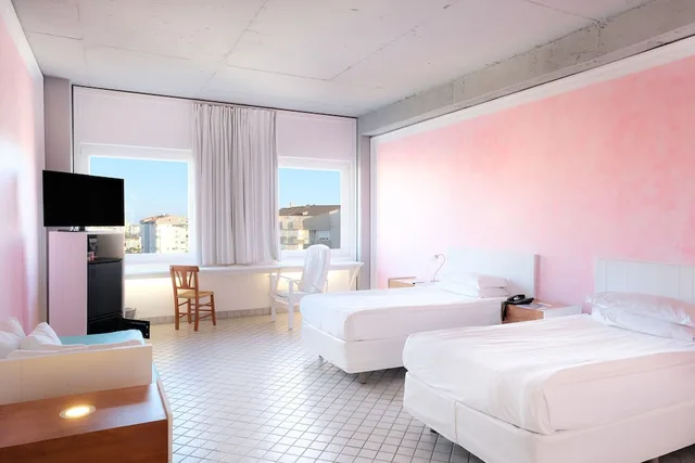 غرفة قياسية بسرير كوين بإطلالة على المدينة، The Marmara Antalya 6/10